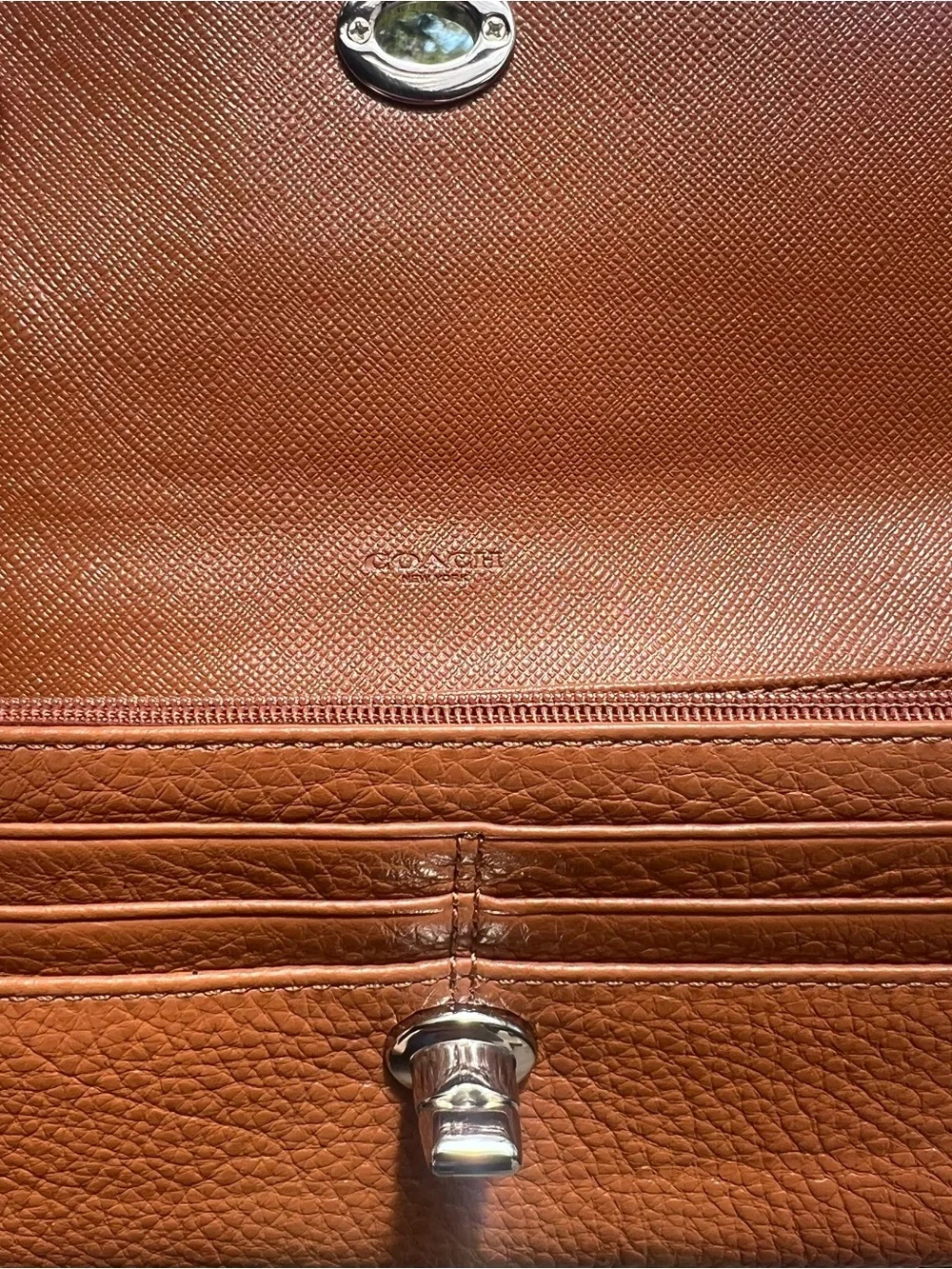 VINTAGE COACH Brown Pebble Leather Wallet w Silver Hardware Turn-lock AUTHENTIC - Picture 15 of 15
